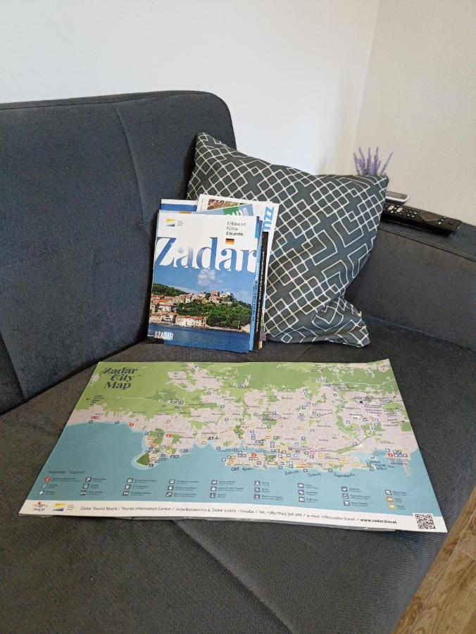 Appartamento Apartman Lara Zara Esterno foto