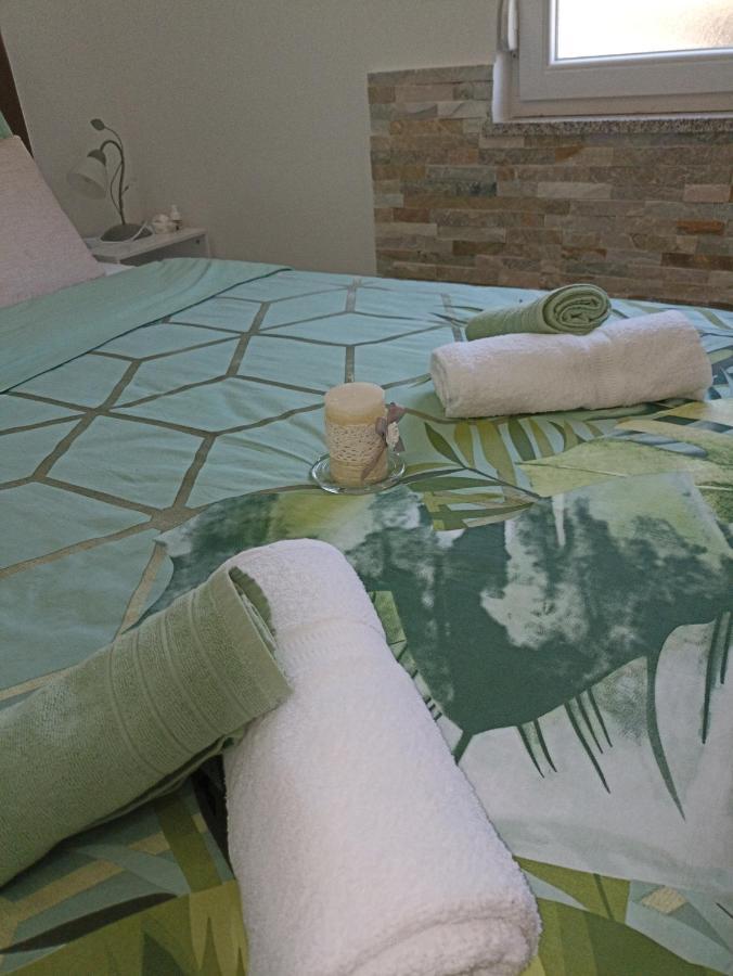 Appartamento Apartman Lara Zara Esterno foto